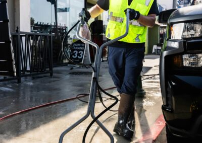 Strojno čiščenje tlakovcev